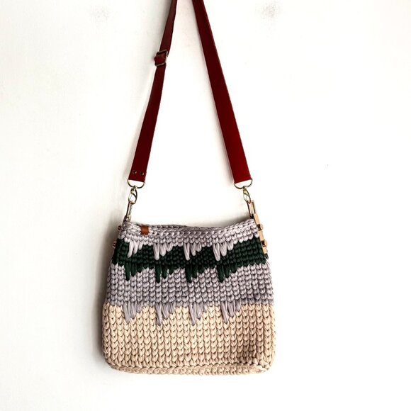 Handmade Woven Crochet Multi Color Crossbody Bag - Picture 1 of 8